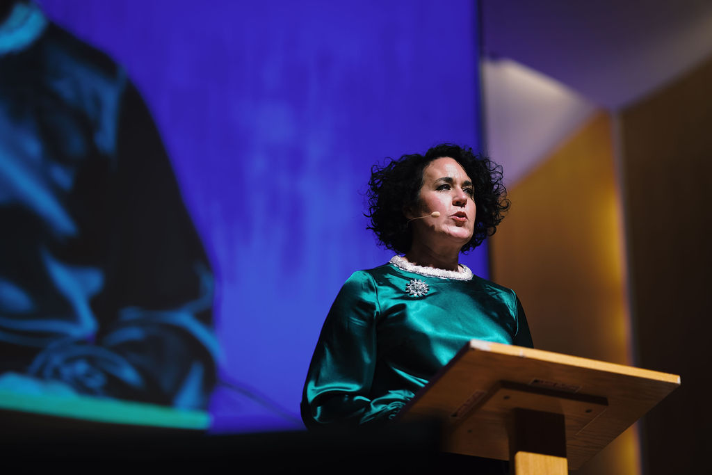 Barbara Cole introducing Colm Tóibín