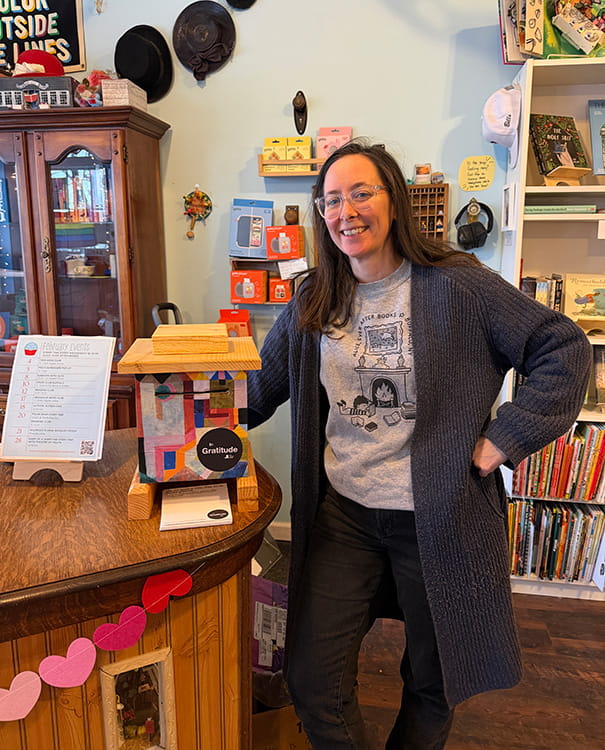 Meg Howe of Alice, Ever After with an In Gratitude Box