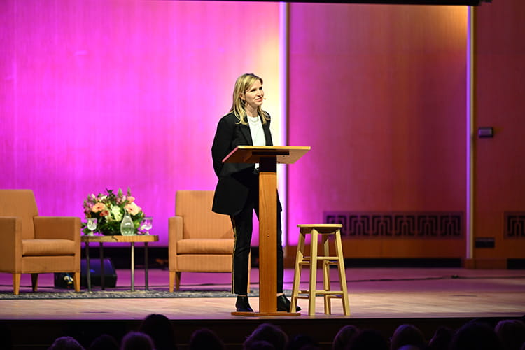 Tara Westover BABEL 3.26.26_credit NancyJParisi_3523 750x500-min